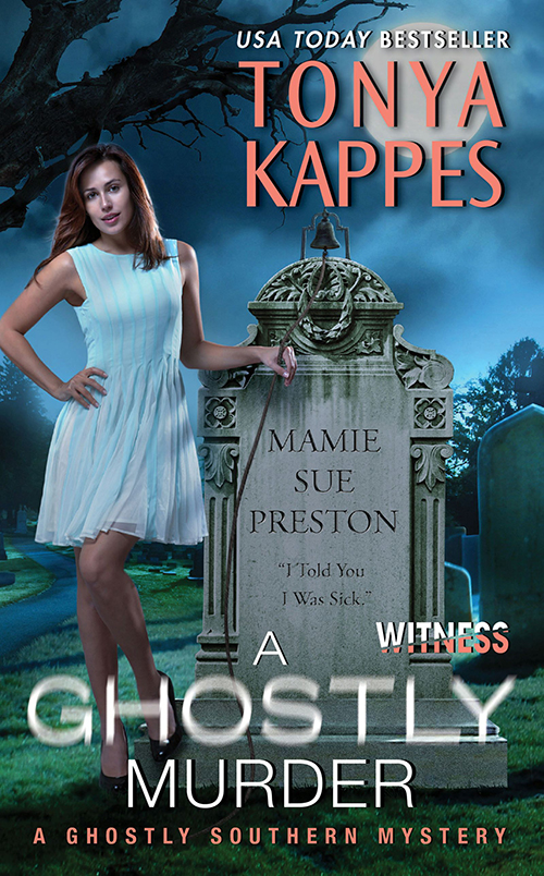 A Ghostly Murder (2015) by Tonya Kappes