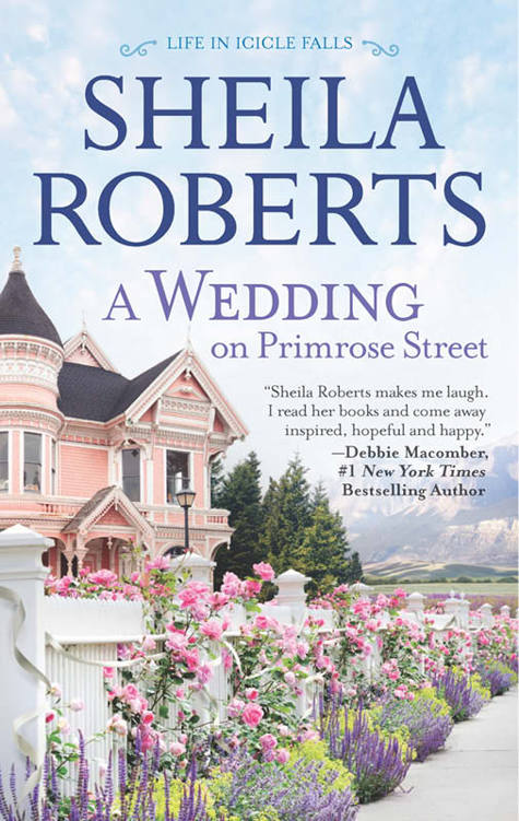 A Wedding on Primrose Street (Life In Icicle Falls Book 7) by Sheila Roberts