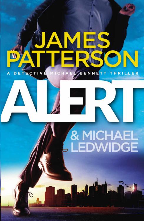 Alert: (Michael Bennett 8) by James Patterson
