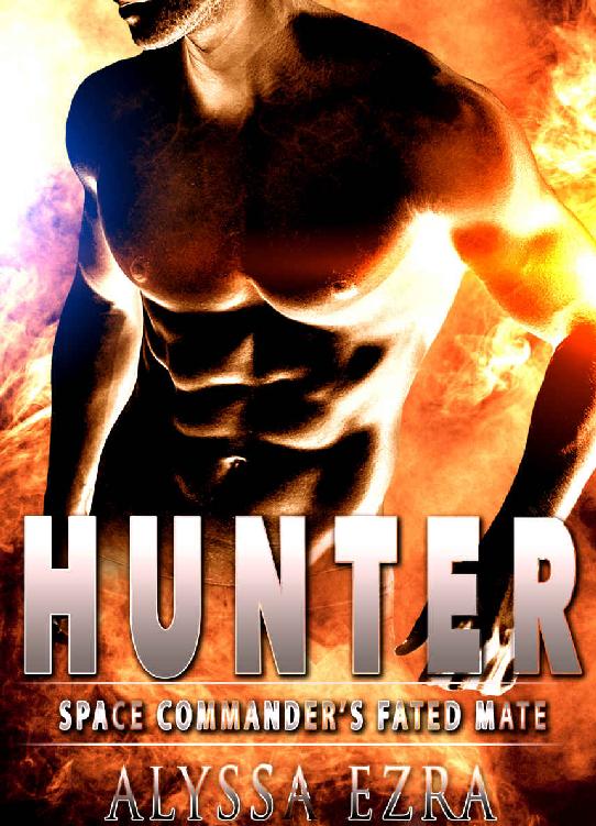 Alien Romance: Hunter: Space Commander's Fated Mate (Space Beasts Book 3)