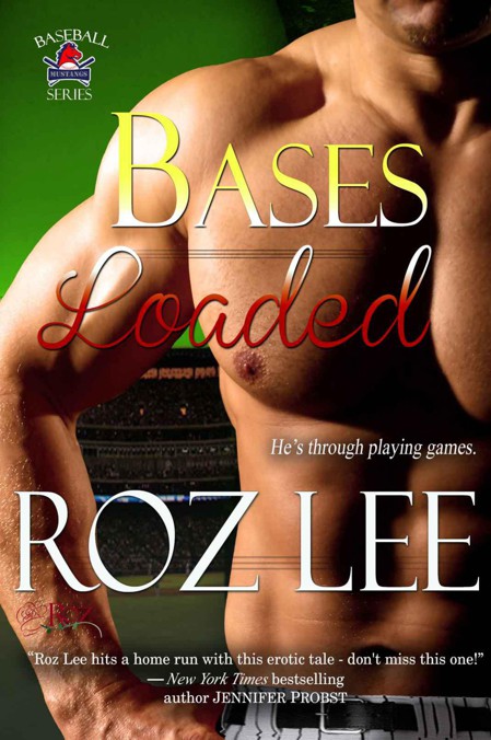 Bases Loaded (Mustangs Baseball) by Lee, Roz