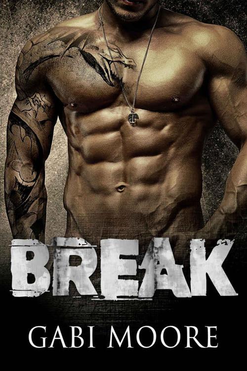 BREAK - A Bad Boy Romance by Moore, Gabi