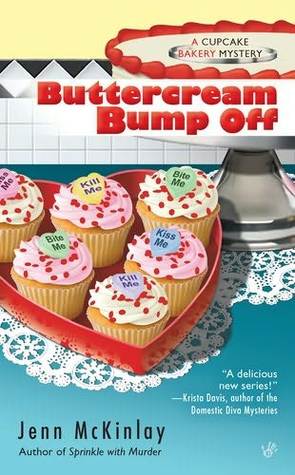 Buttercream Bump Off (2010) by Jenn McKinlay