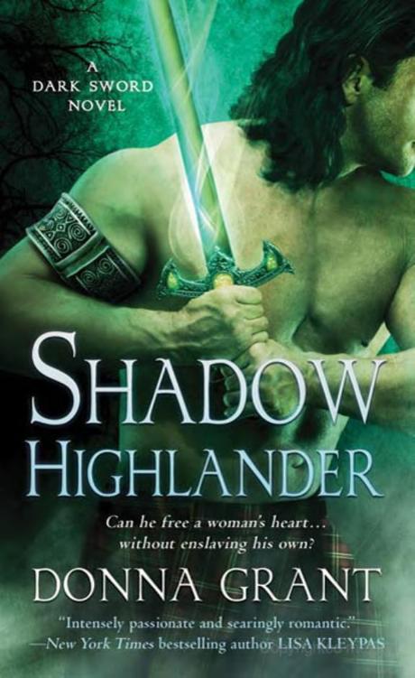 Dark Sword 05: Shadow Highlander by Grant, Donna