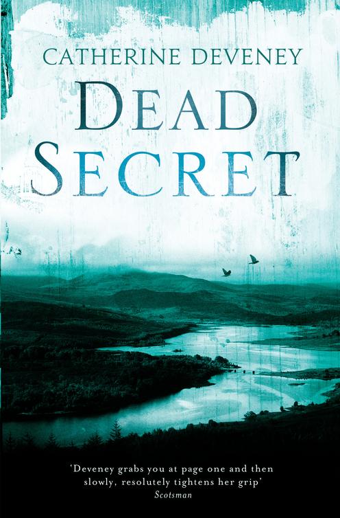 Dead Secret by Deveney Catherine