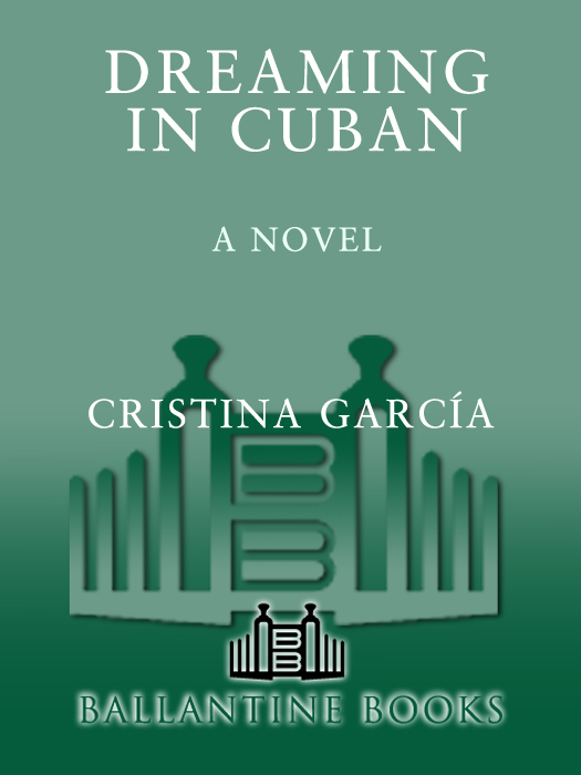 Dreaming in Cuban (2011) by Cristina Garcia