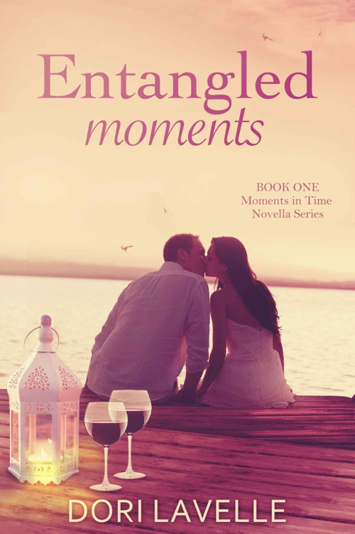 Entangled Moments (Moments in Time) by Lavelle, Dori