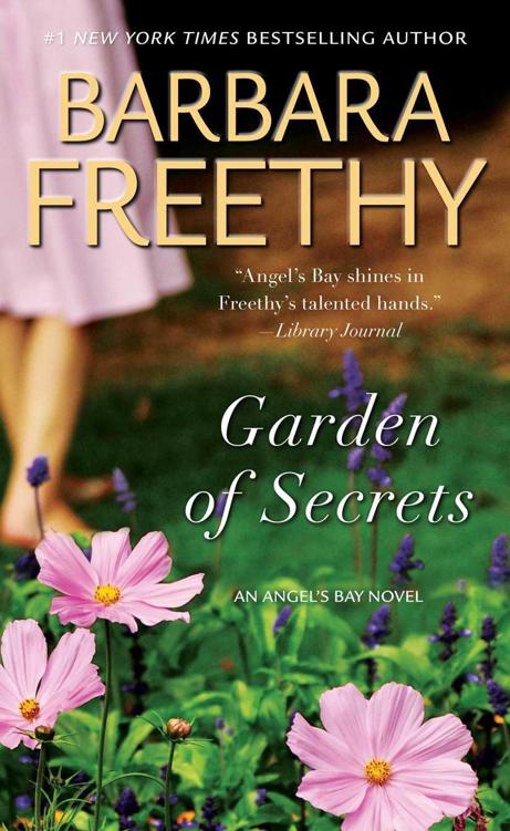 Garden of Secrets by Freethy, Barbara