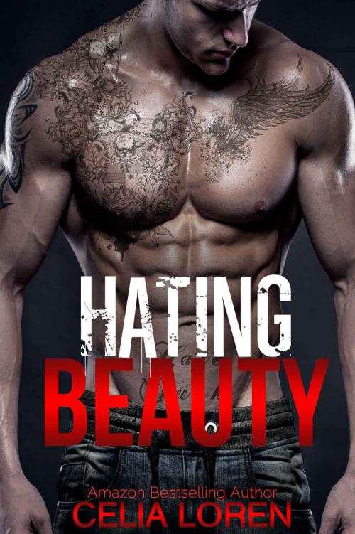 Hating Beauty (The Vegas Titans Series Book 6) by Loren, Celia