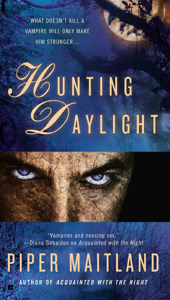 Hunting Daylight (9781101619032) (2013) by Maitland, Piper