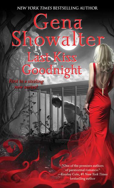 Last Kiss Goodnight (Otherworld Assassin) by Showalter, Gena