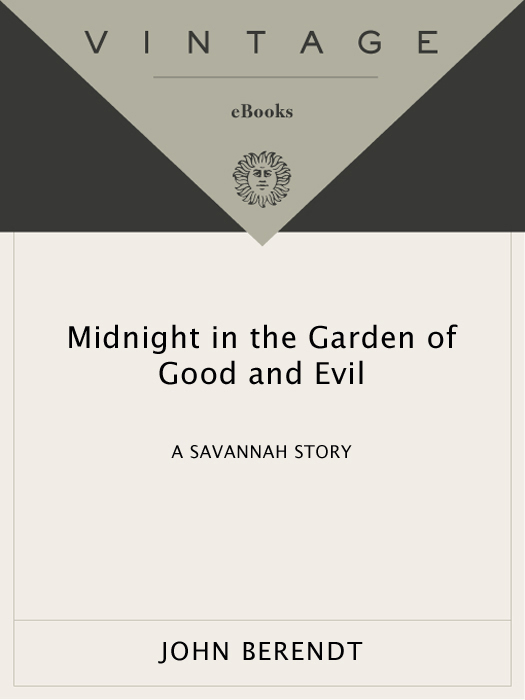 Midnight in the Garden of Good and Evil (1994) by John Berendt