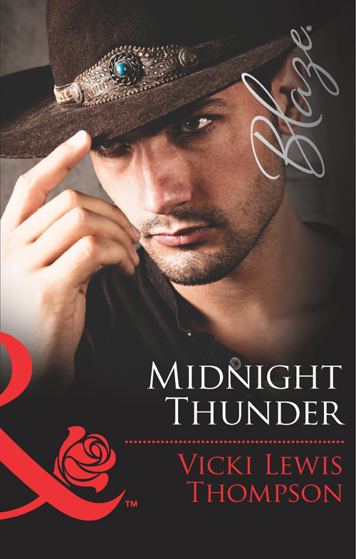 Midnight Thunder(INCR) by Vicki Lewis Thompson