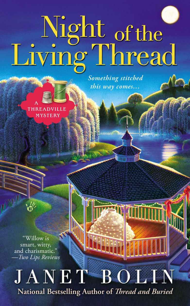 Night of the Living Thread (A Threadville Mystery) by Janet Bolin