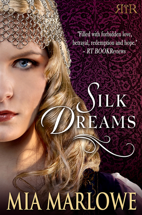 Silk Dreams - Songs of the North 3 by Mia Marlowe