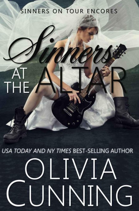 Sinners On Tour 06 Sinners at the Altar by Olivia Cunning