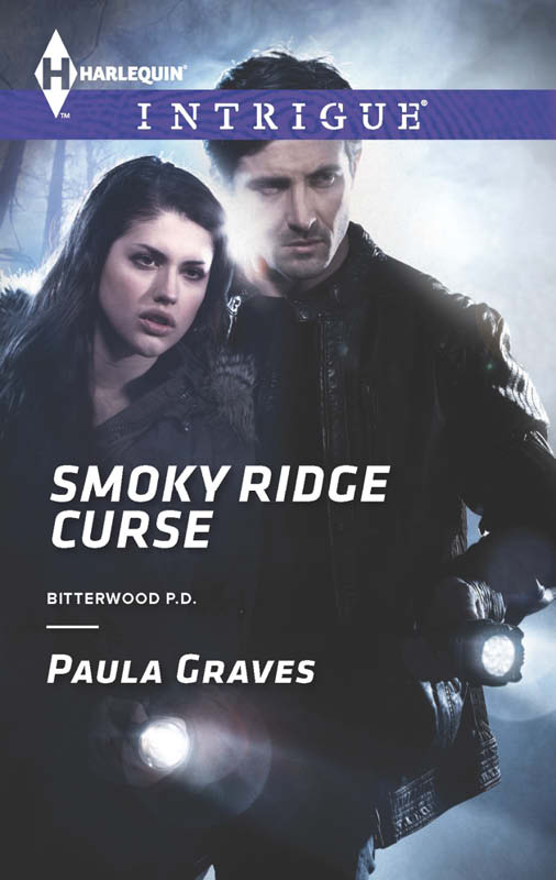 Smoky Ridge Curse (2013) by Paula Graves