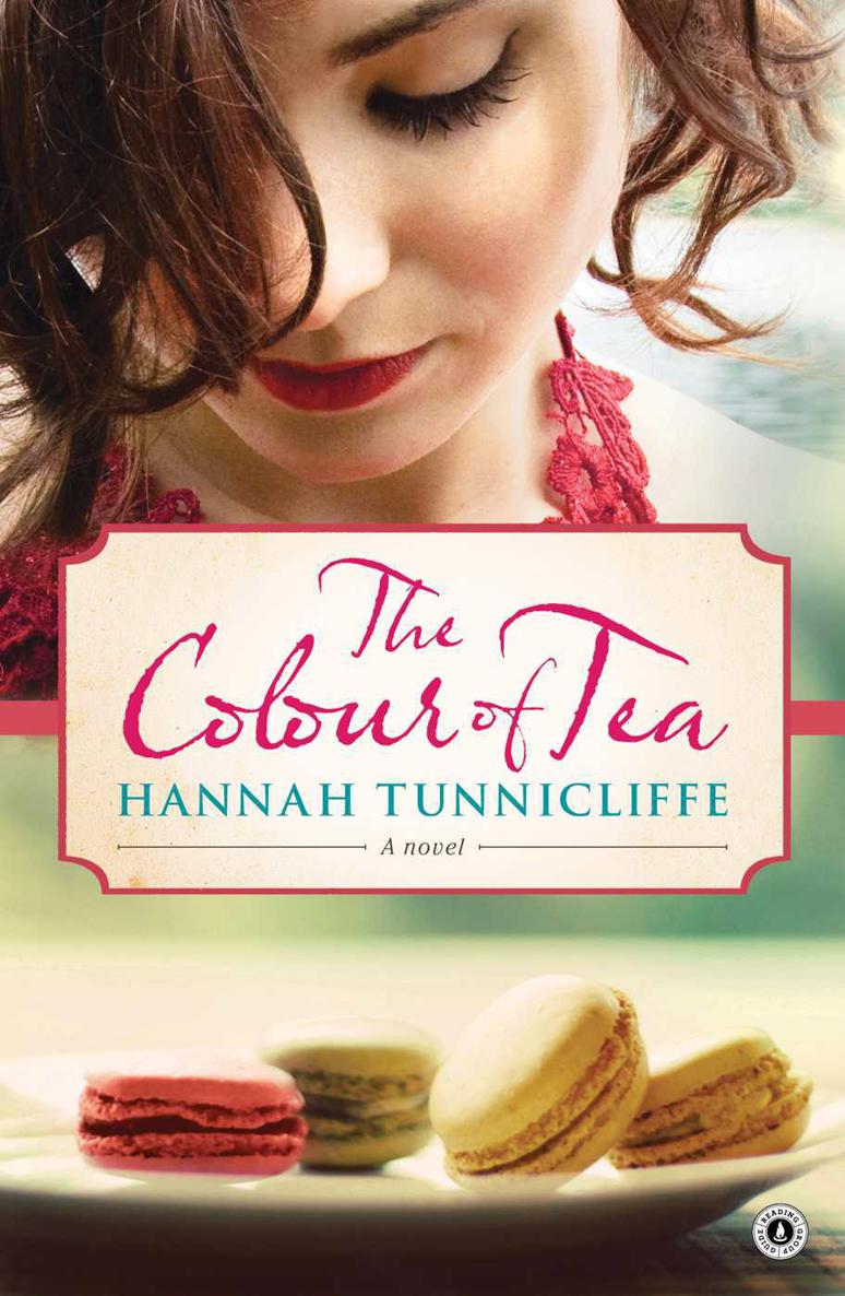 The Colour of Tea by Tunnicliffe, Hannah