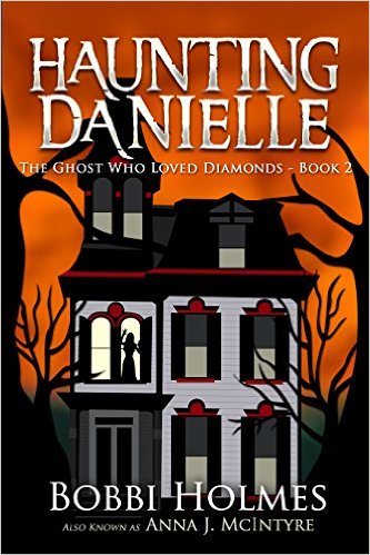 The Ghost Who Loved Diamonds by Bobbi Holmes