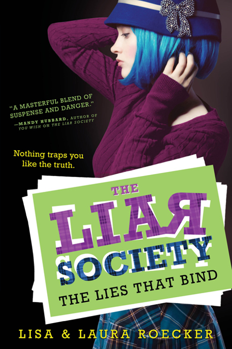 The Lies That Bind by Lisa Roecker