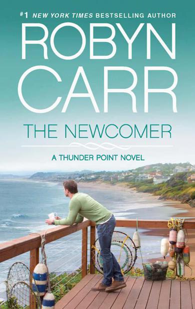 The Newcomer (Thunder Point) by Robyn Carr