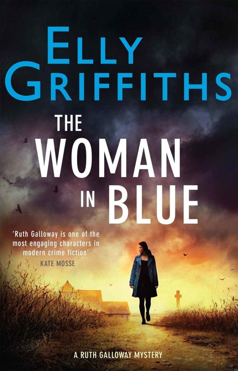 The Woman In Blue: The Dr Ruth Galloway Mysteries 8 by Elly Griffiths