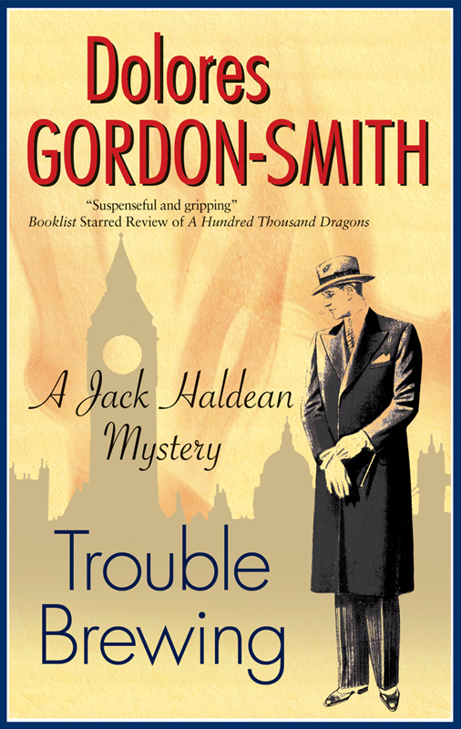 Trouble Brewing (2012) by Dolores Gordon-Smith