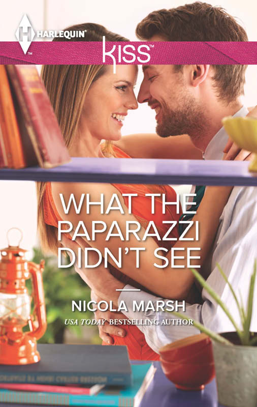 What the Paparazzi Didn't See (2013) by Nicola Marsh